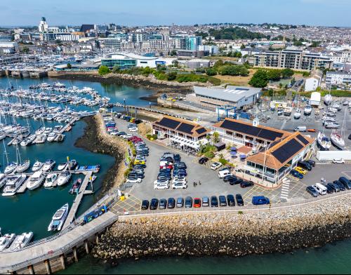 Queen Annes Battery Marina, Commercial Place, Plymouth, PL4