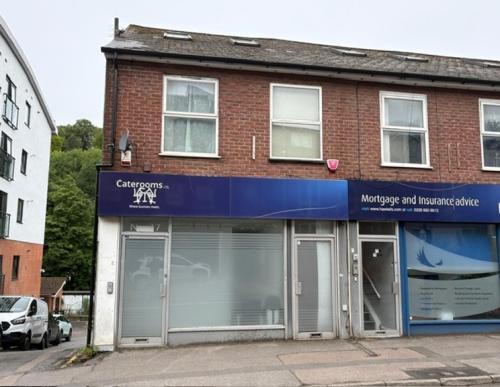 77 Croydon Road, Caterham, CR3