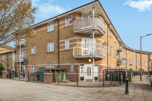 Flat 4, 243 Southampton Way, Camberwell, London, SE5