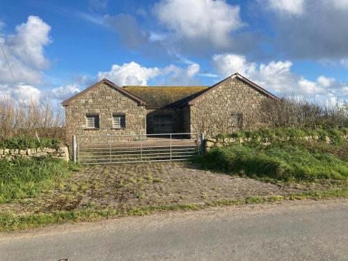 Bosvine Farm, Bosvine Bungalow, Penzance, Sennen, TR19