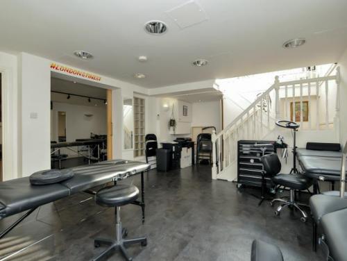 67-69 Essex Road, Islington, London, N1
