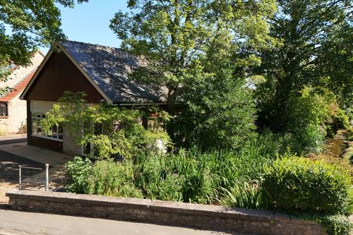 1 Vicarage Lane, Nettleham, Lincoln, LN2