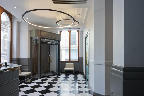 20 King Street, City, London, EC2V