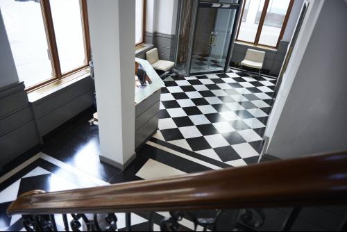 20 King Street, City, London, EC2V