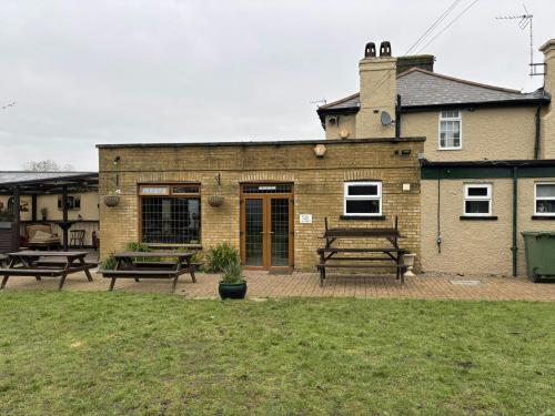 Bird In Hand, 62 Gravel Road, Bromley, BR2