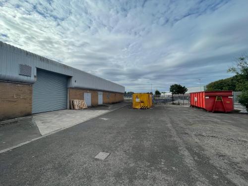 FORMER CARPETRIGHT & DISCOUNT FURNITURE, CHERRY TREE RETAIL PARK, CHERRY TREE ROAD, BLACKPOOL, FY4