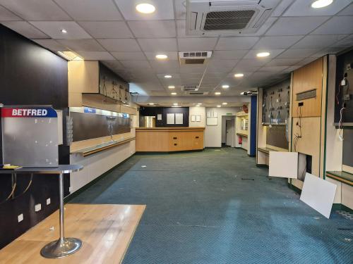 55 London Road, Cowplain, Waterlooville, PO8