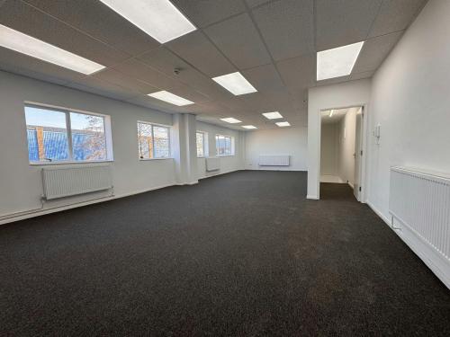 Unit 9, Gateway Industrial Estate, Park Royal, London, NW10