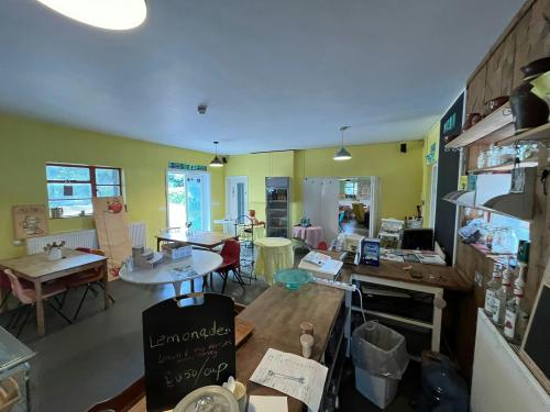 Higham Hill Park Cafe, Hecham Close, Walthamstow, London, E17