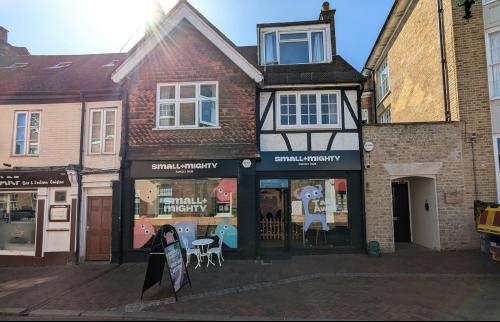 133 High Street, Godalming, GU7