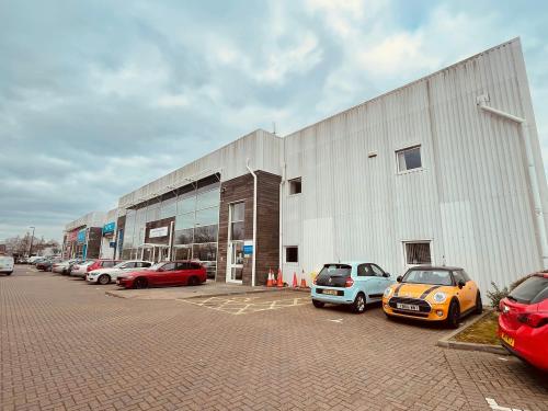Units 3/4B and 3/4C, The Pompey Centre, Fratton Way, Southsea, PO4