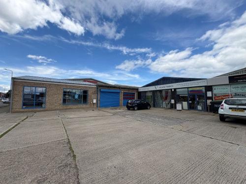 1 Churchill Road, Bicester, OX26