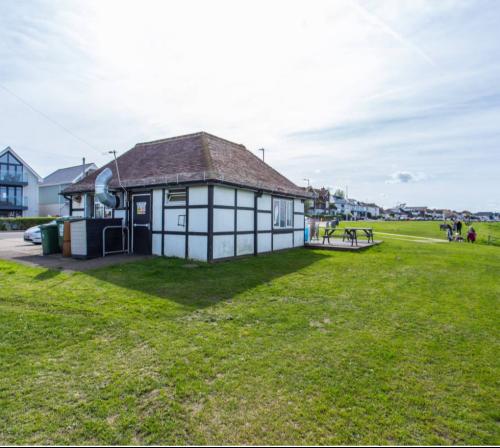 Sea View Cafe, Marine Crescen, Tankerton, Whitstable, CT5