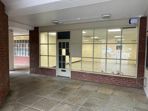 Units 5,6 & 7, Oakmede Place, Binfield Village, Bracknell, RG42