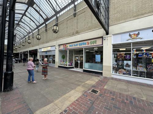 Unit 7, Montague Centre, Worthing, BN11