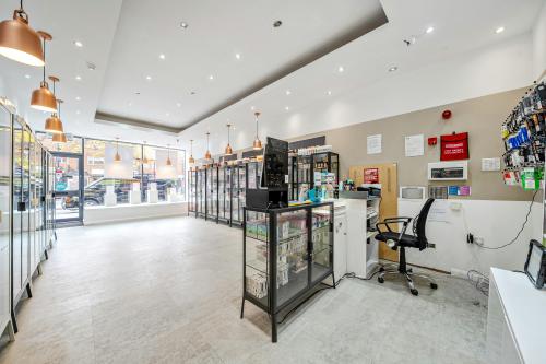 161 Field End Road, Pinner, HA5