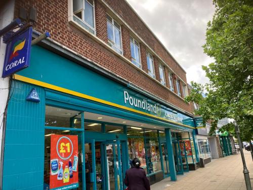11-13 Market Square, Biggleswade, SG18