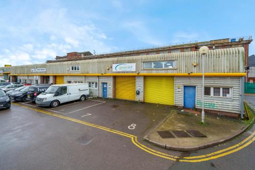 Unit 5, Cygnus Business Centre, Dalmeyer Road, Willesden, London, NW10