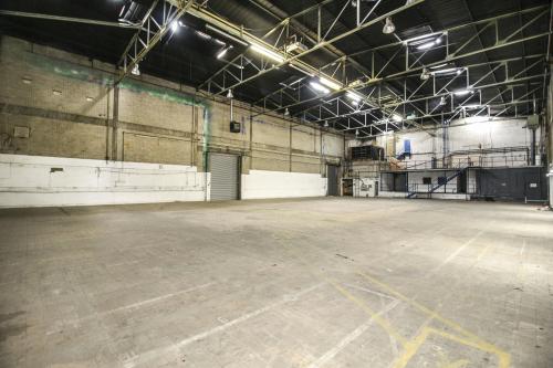 Units 1&2, Wadsworth Close, Perivale, UB6