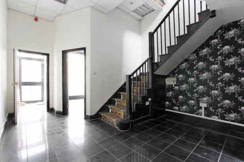 194a Southwark Park Road, Bermondsey, London, SE16