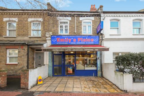 3 North Cross Road, East Dulwich, London, SE22