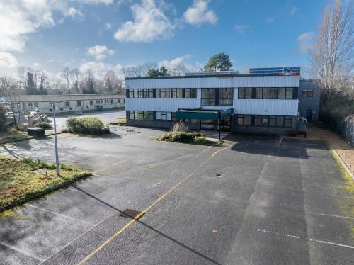 16 Waterside Way, Wimbledon, London, SW17