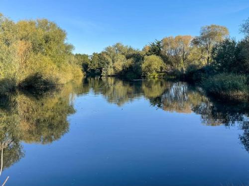 2.6 Acres Emmotland Fisheries, Lot 1, Howes Lane, Emmotland, North Frodingham, YO25