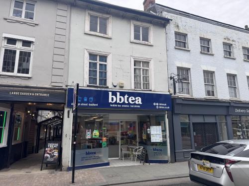 43 High Street, Bedford, MK40