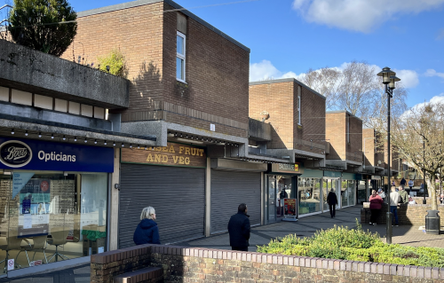 3-4, Crown Glass Shopping Centre, Nailsea, Colliers Walk, BS48