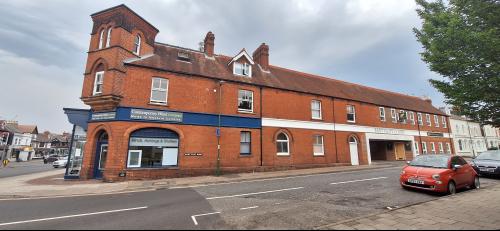 53, East Street, Horsham, RH12