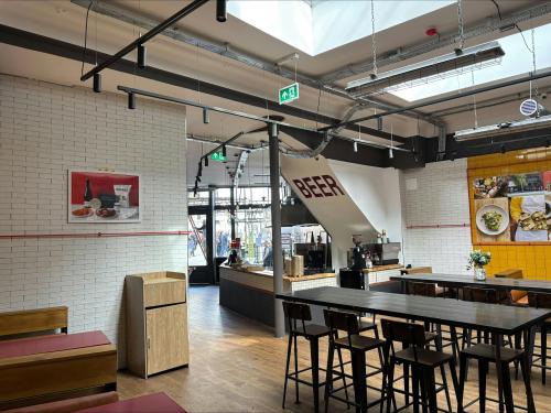 5 Ludgate Circus, City, London, EC4M