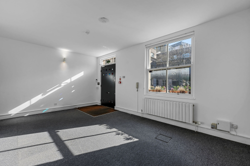 1 Coldbath Square, Farringdon, London, EC1R