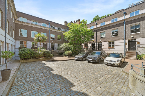 1 Coldbath Square, Farringdon, London, EC1R