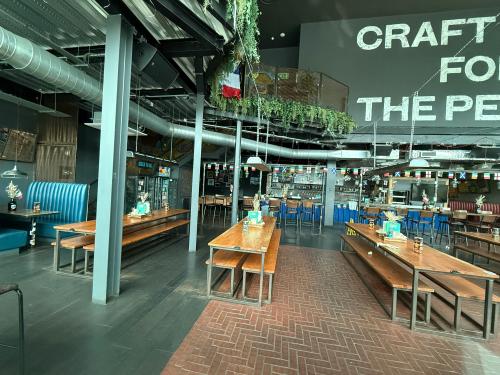 Former Brewdog, 316 Midsummer Boulevard, Milton Keynes, MK9