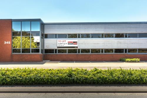345 Edinburgh Avenue, Slough, SL1