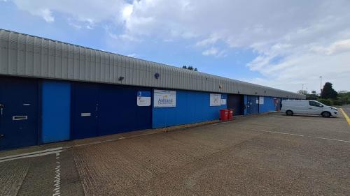 Unit 3, Hollin Lane, Stacey Bushes, Milton Keynes, MK12