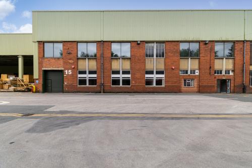 Unit 10A & 10B, Leeds Bradford Airport Industrial Estate, Leeds, LS19