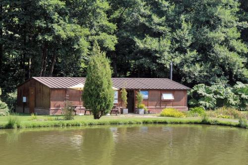 Latchetts Lakes, Tanyard Lane, Furners Green, Uckfield, TN22