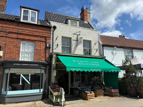 85 Market Place, Swaffham, PE37