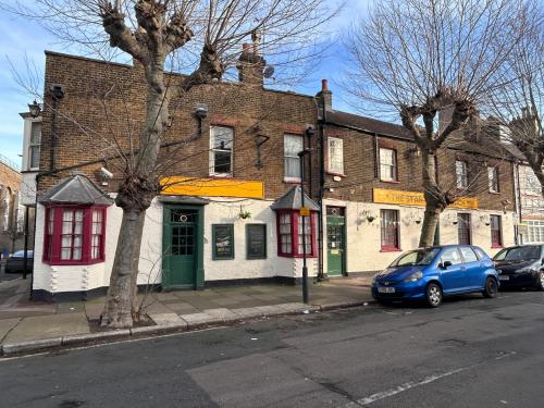 Star & Garter, 60 Old Woolwich Road, Greenwich, London, SE10