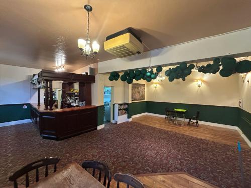 Star & Garter, 60 Old Woolwich Road, Greenwich, London, SE10