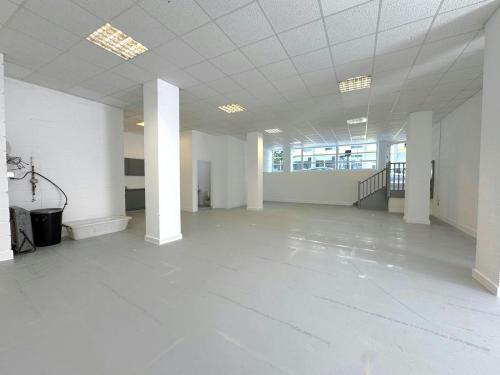 18B Long Street, Hoxton, London, E2