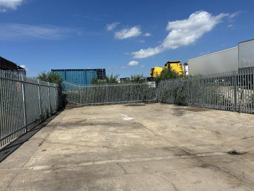 Yard 4, Britannia Estate, Leagrave Road, Luton, LU3