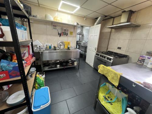1498 Wimborne Road, Kinson, Bournemouth, BH11