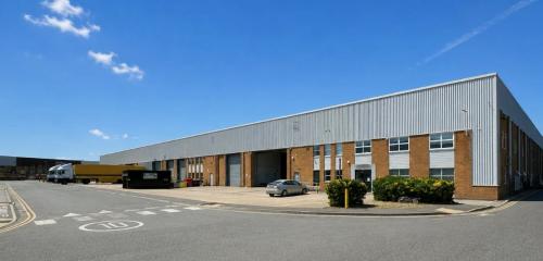 The Heathrow Estate, Silver Jubilee Way, Hounslow, TW4