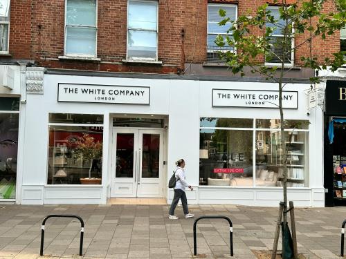 290 Chiswick High Road, Chiswick, London, W4
