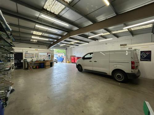 Unit 19, Central Trading Estate, Signal Way, Old Town, Swindon, SN3