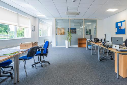 Unit 1 Westerngate, Hillmead Enterprise Park, Langley Road, Swindon, SN5