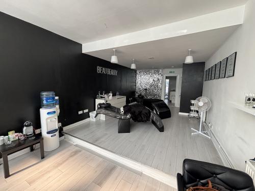 157 Eastney Road, Southsea, PO4