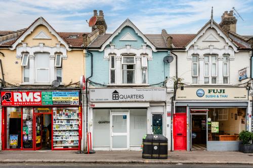 Ground floor, 102 Hoe Street, Walthamstow, London, E17